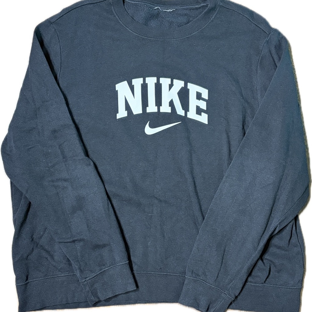 Nike Women’s Black Sweatshirt
